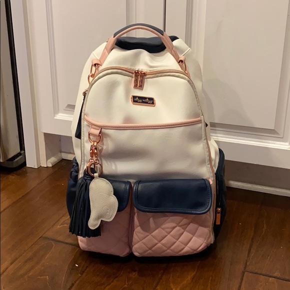 aaryn williams itzy ritzy boss backpack